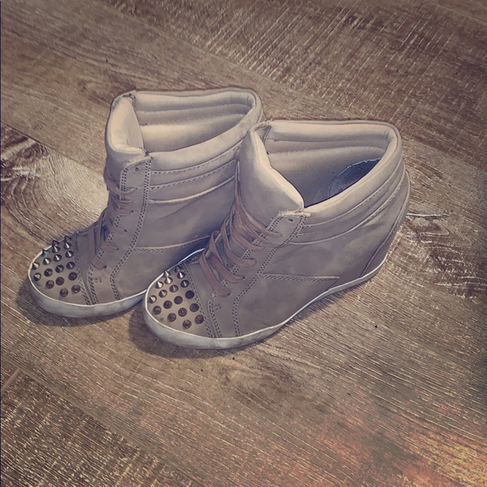 KG * KURT GEIGER heeled high top